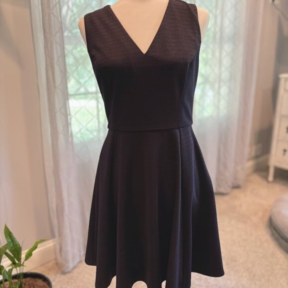 Ted Baker Navy Blue Sew In Love Tawney, Sz 3